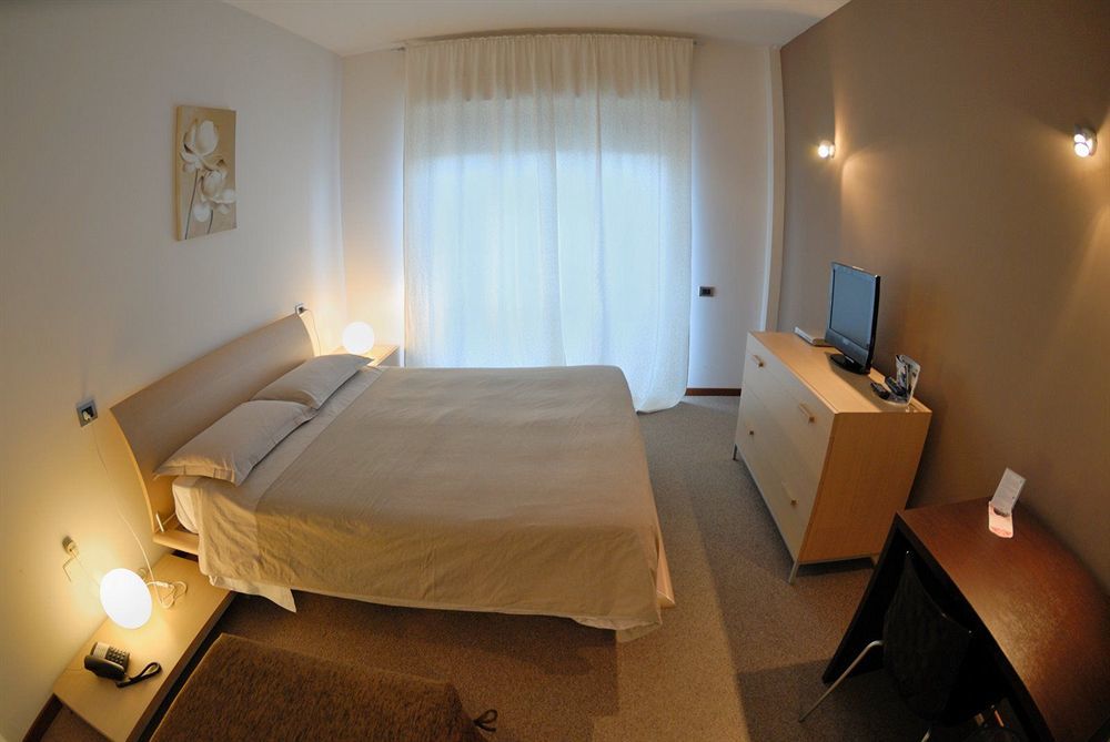 Medi Garden Hotel&Residence Alba Adriatica Exteriér fotografie